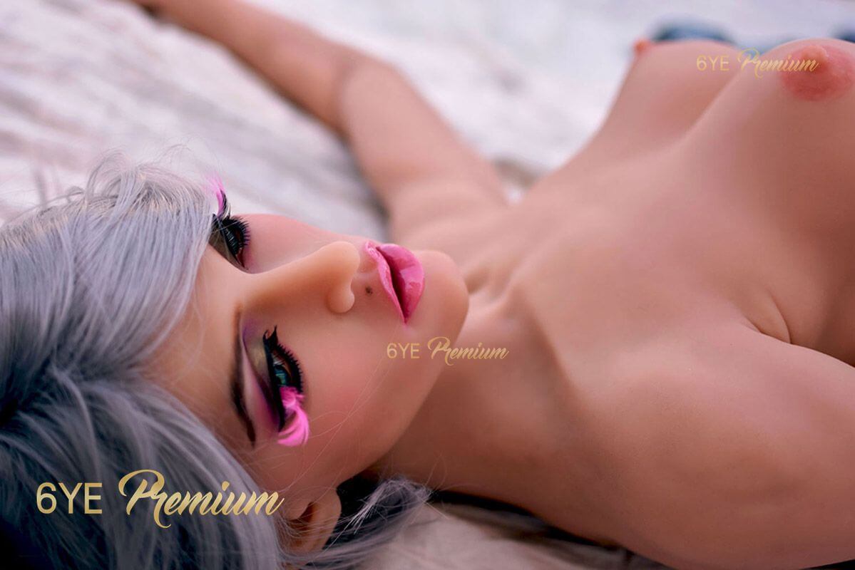 Sexpuppe Jamila