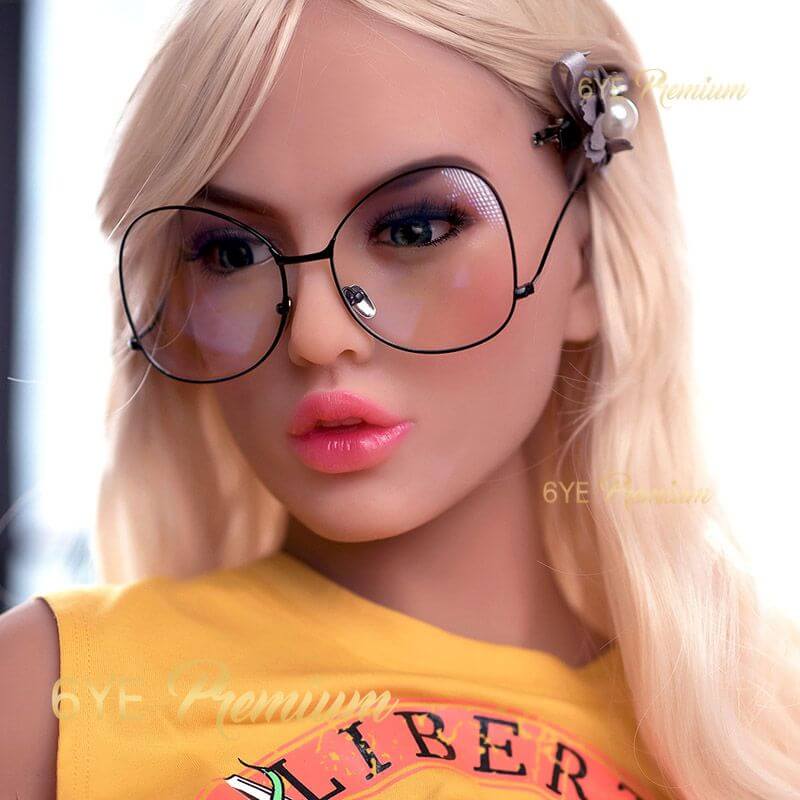 Sexpuppe Mirena
