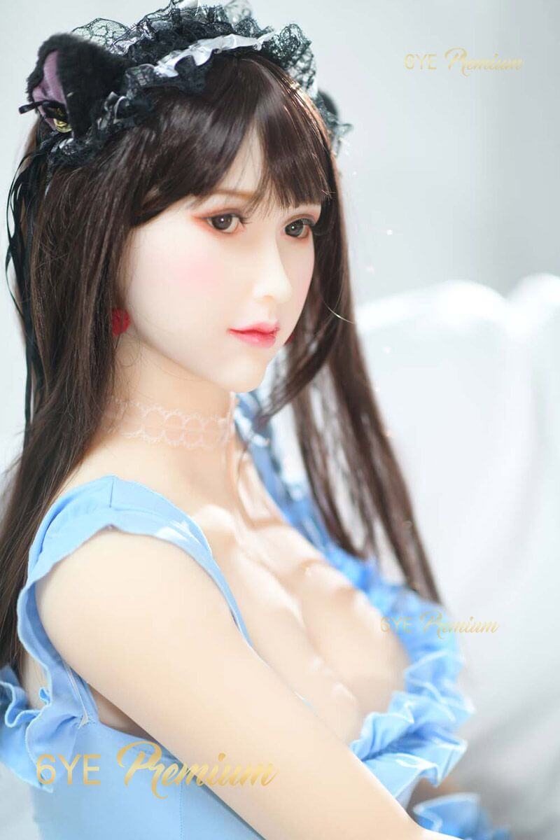 Sexpuppe Demira