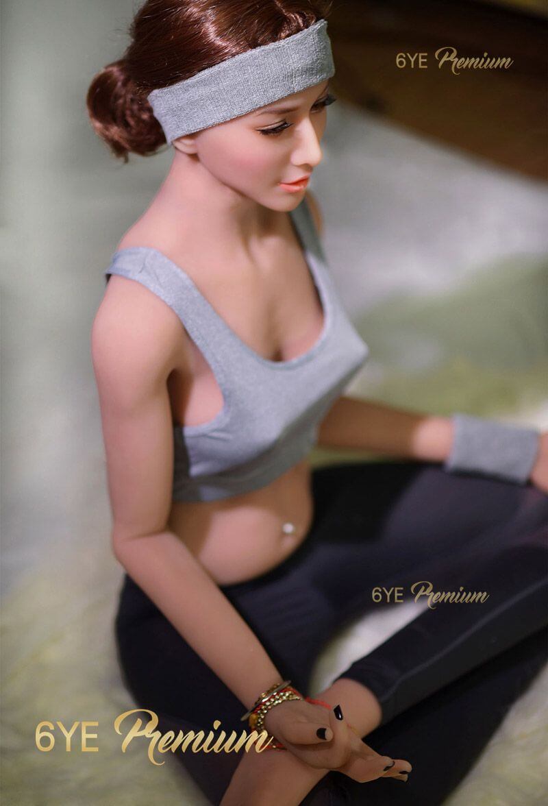 Sexpuppe Leova