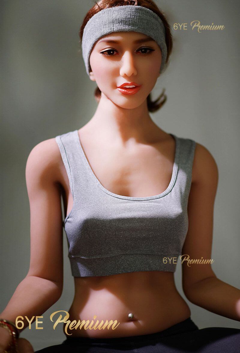 Sexpuppe Leova