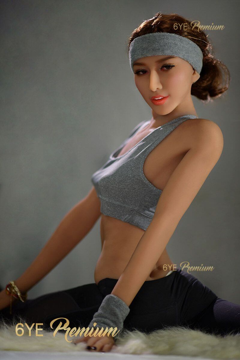 Sexpuppe Leova