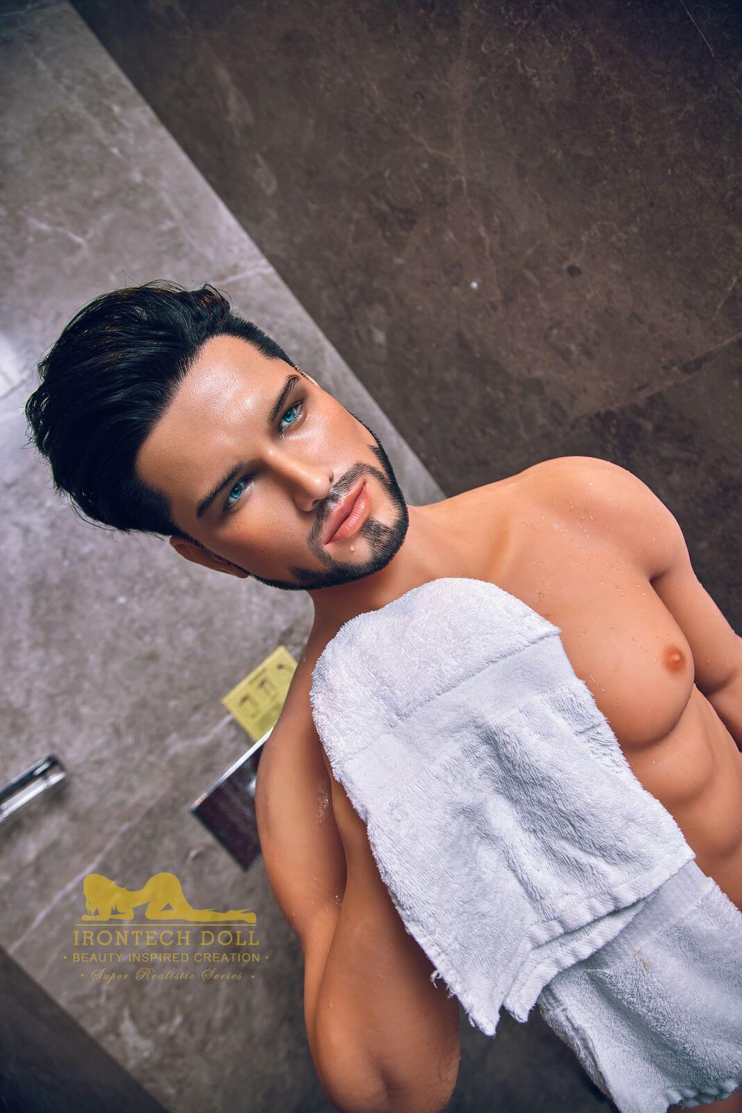 Maenliche Hybrid Sex Doll Damian