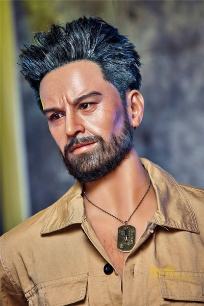Maenliche Hybrid Sex Doll Tiberius