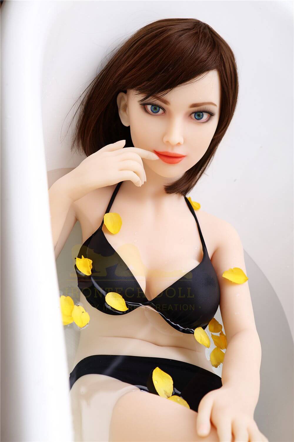 Sexpuppe Eden