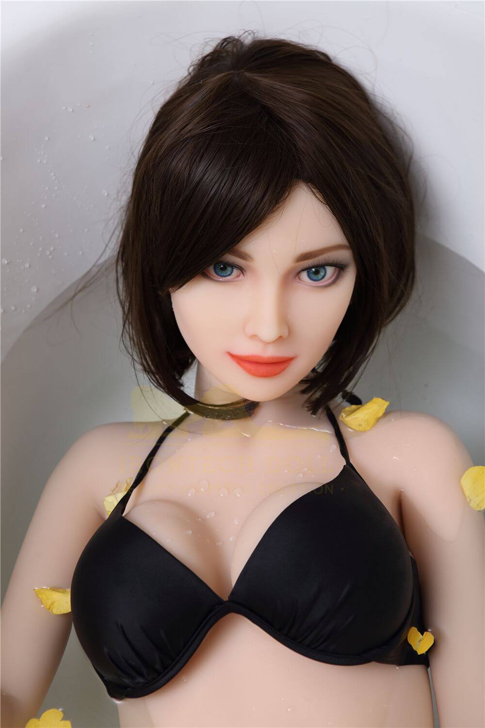 Sexpuppe Eden