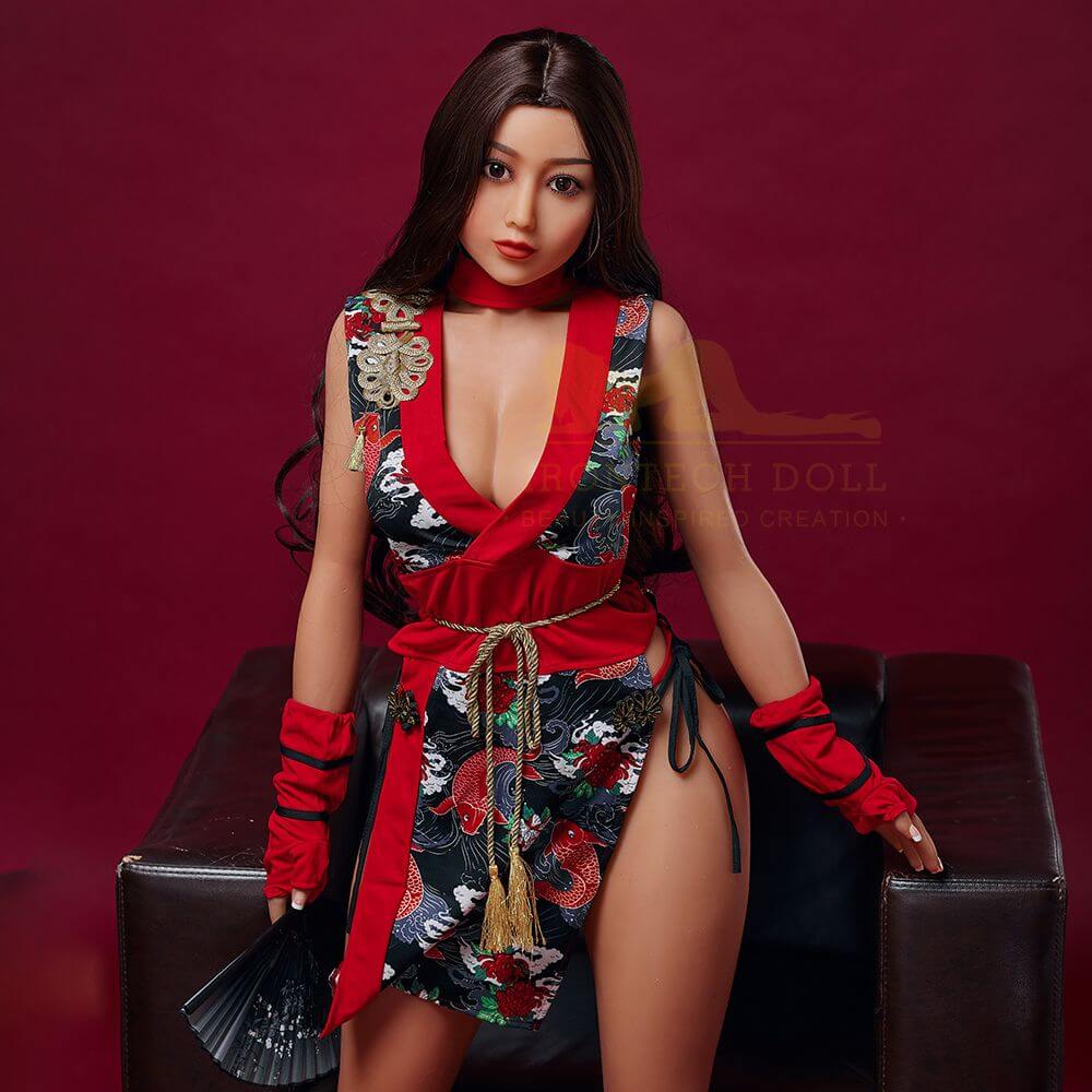 Sexpuppe Saya 2