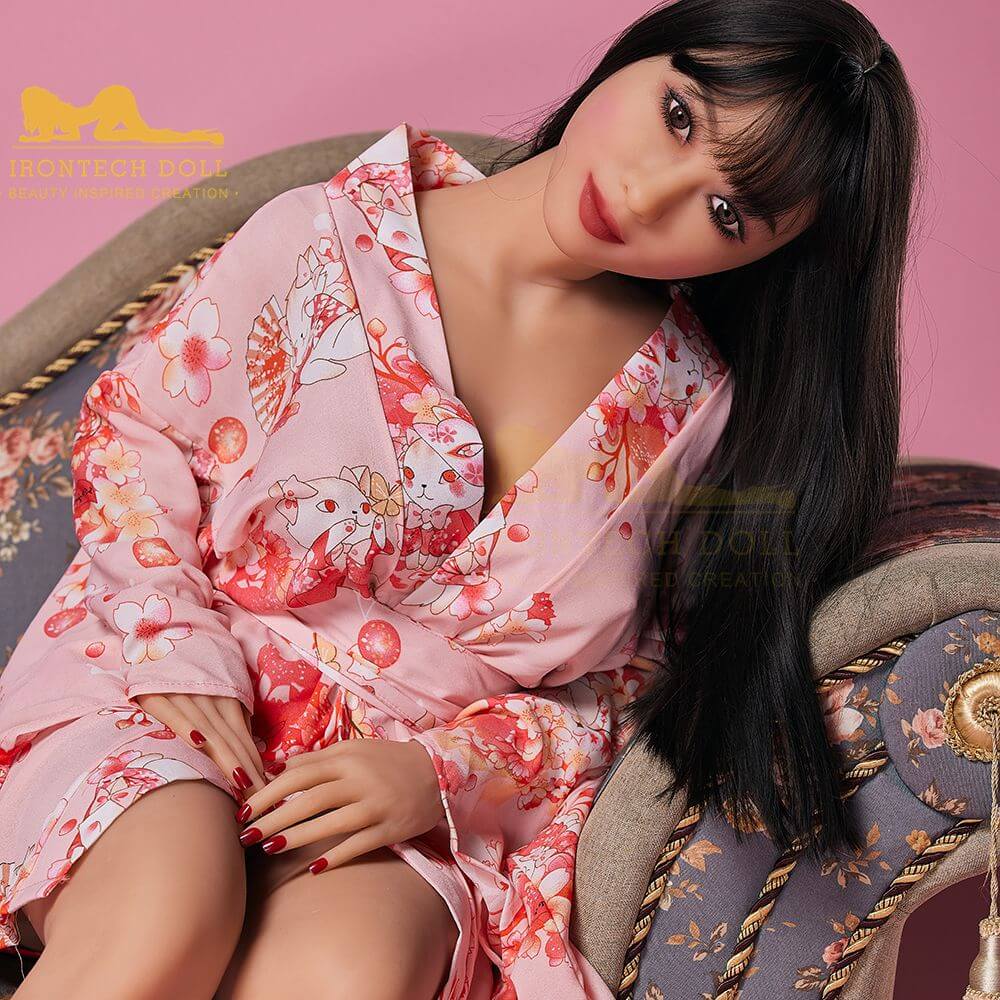 Sexpuppe Yumiko 2