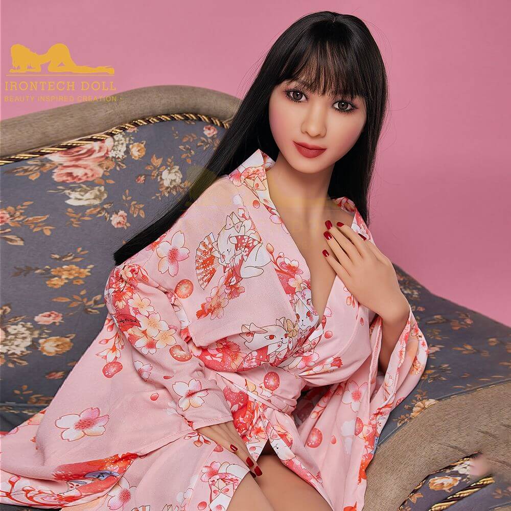 Sexpuppe Yumiko 2