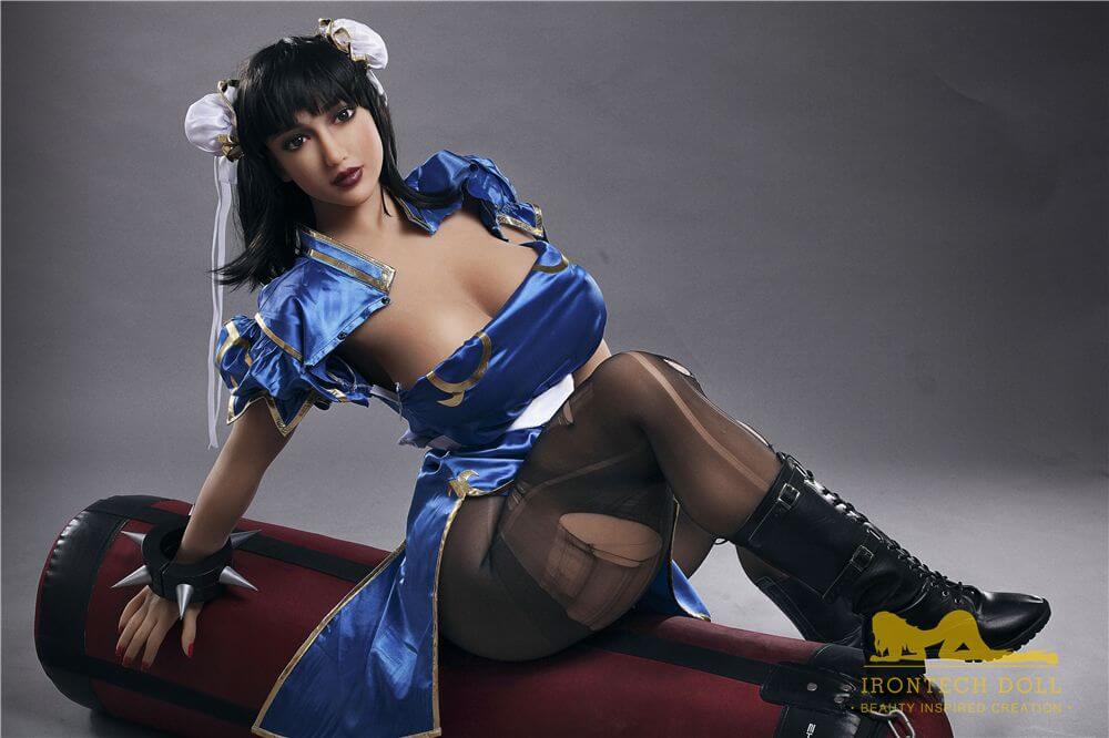 Sexpuppe Mika 3