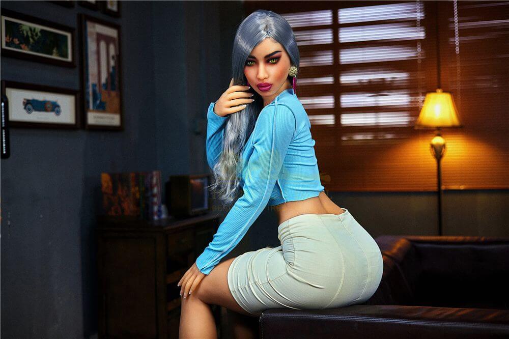 Sexpuppe Lola 5