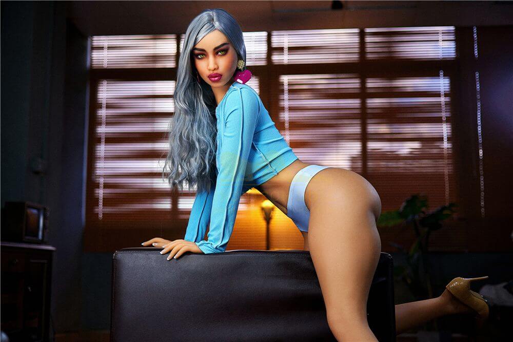 Sexpuppe Lola 5