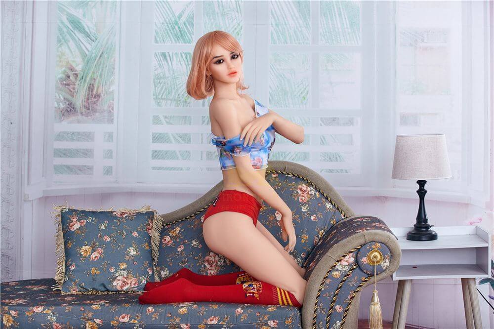 Sexpuppe Ada 2
