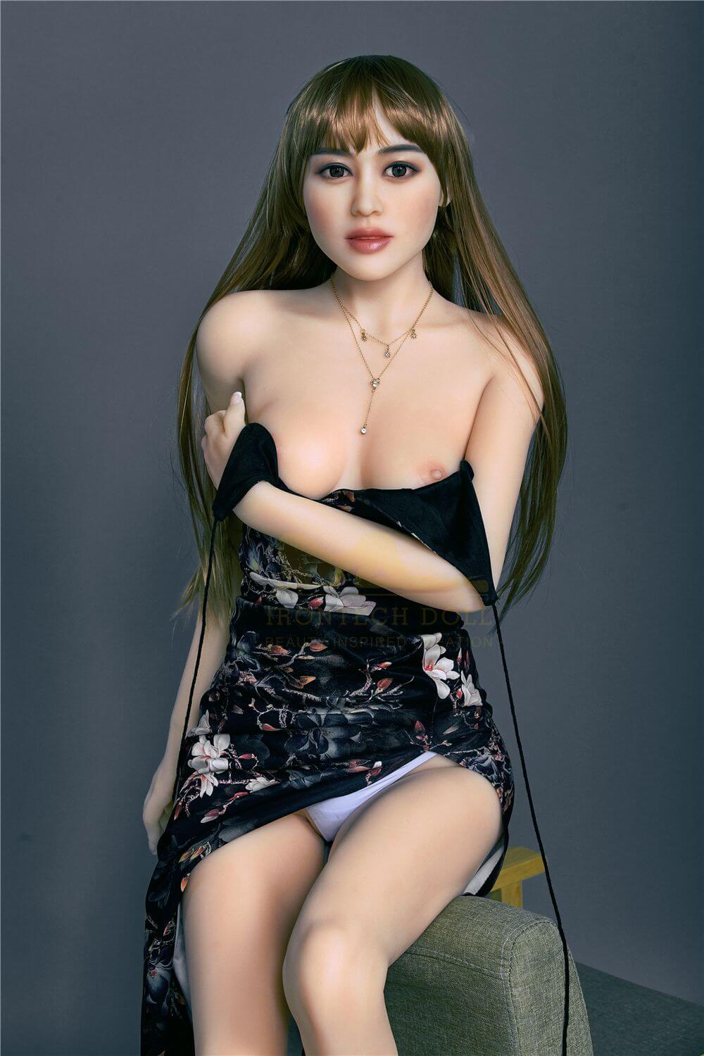 Sexpuppe Sarah 4