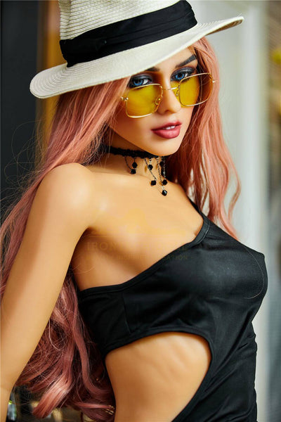 Sexpuppe Selina 2