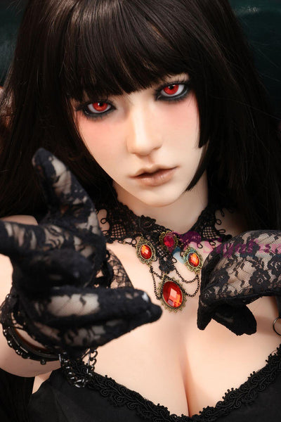 Sexpuppe Ylvie 2