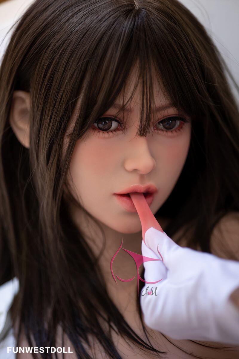 Sexpuppe Lucy 2