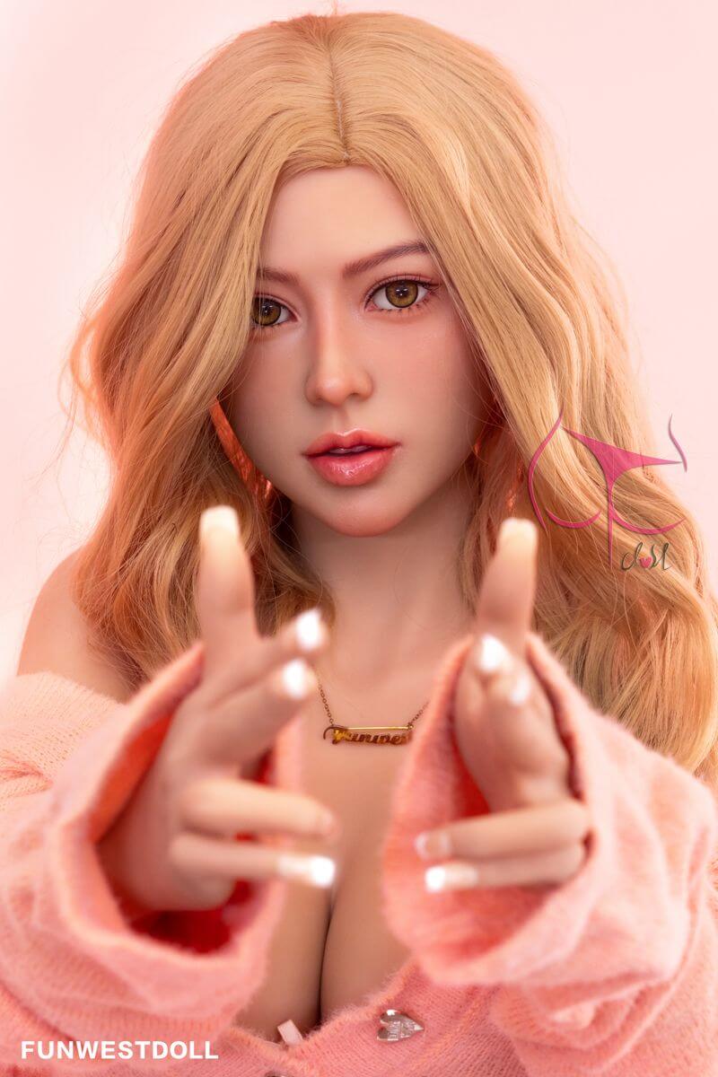 Sexpuppe Lucy 3