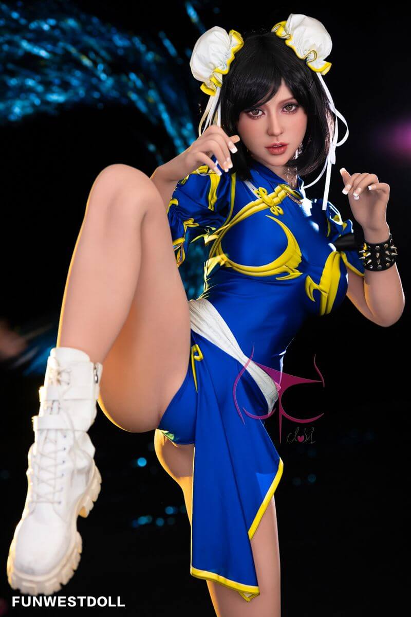 Sexpuppe Lucy 4