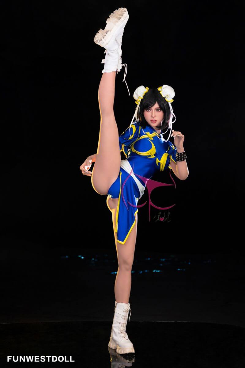 Sexpuppe Lucy 4