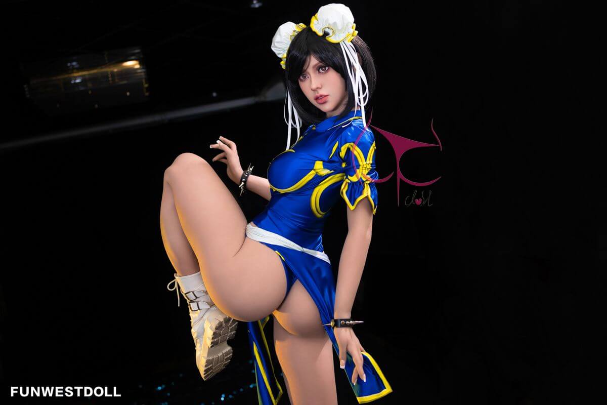 Sexpuppe Lucy 4