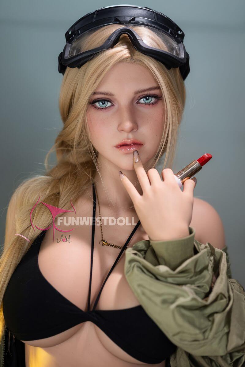 Sexpuppe Bella 2