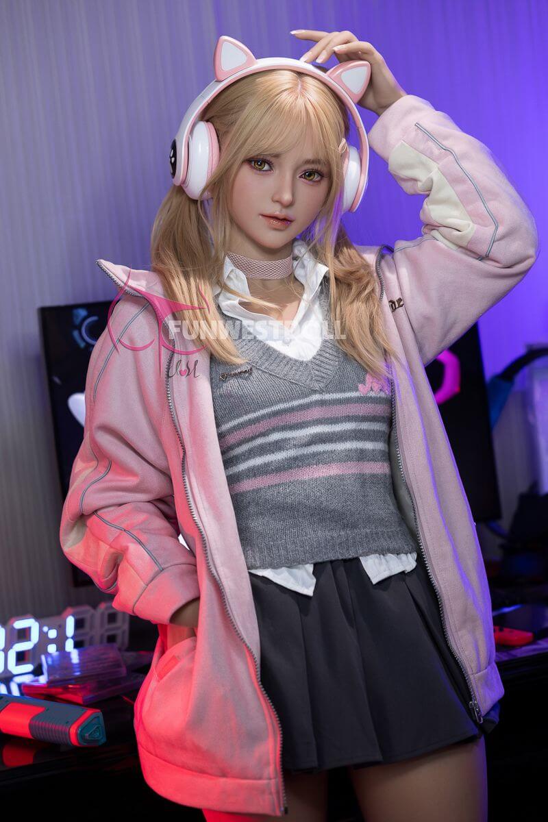 Sexpuppe Alice 4
