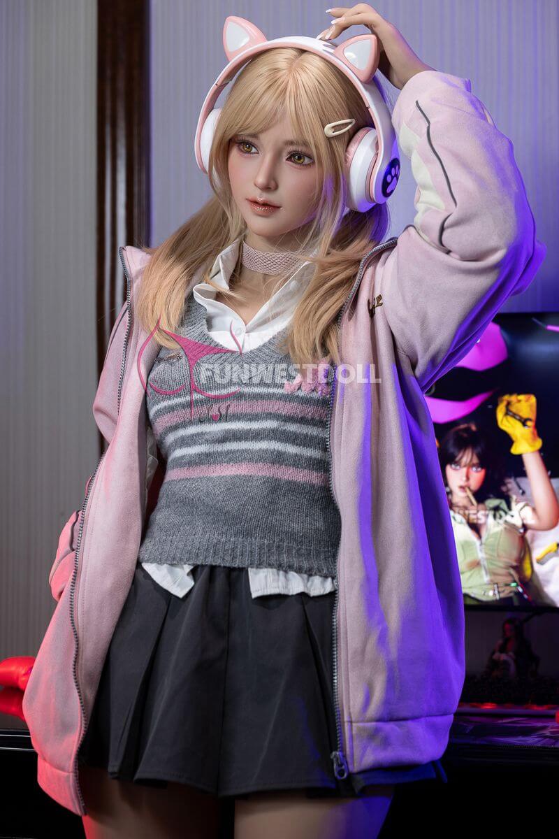 Sexpuppe Alice 4