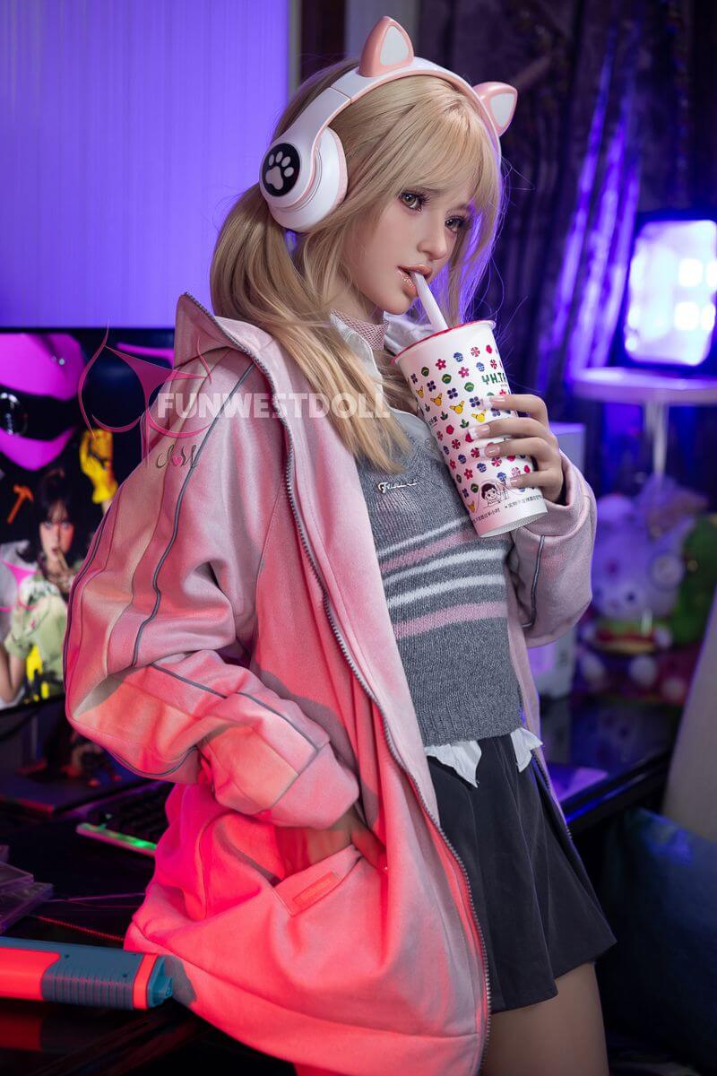 Sexpuppe Alice 4
