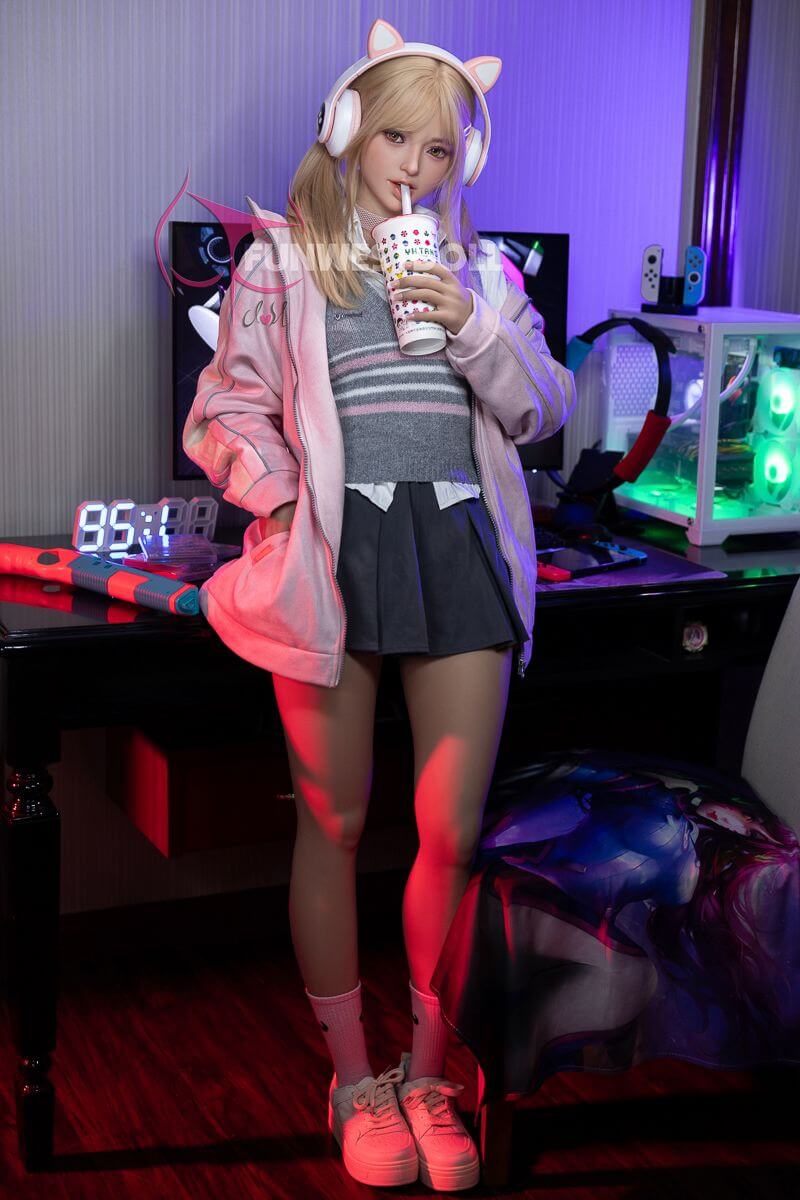 Sexpuppe Alice 4