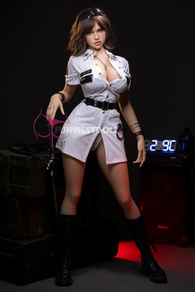 Sexpuppe Bella 3