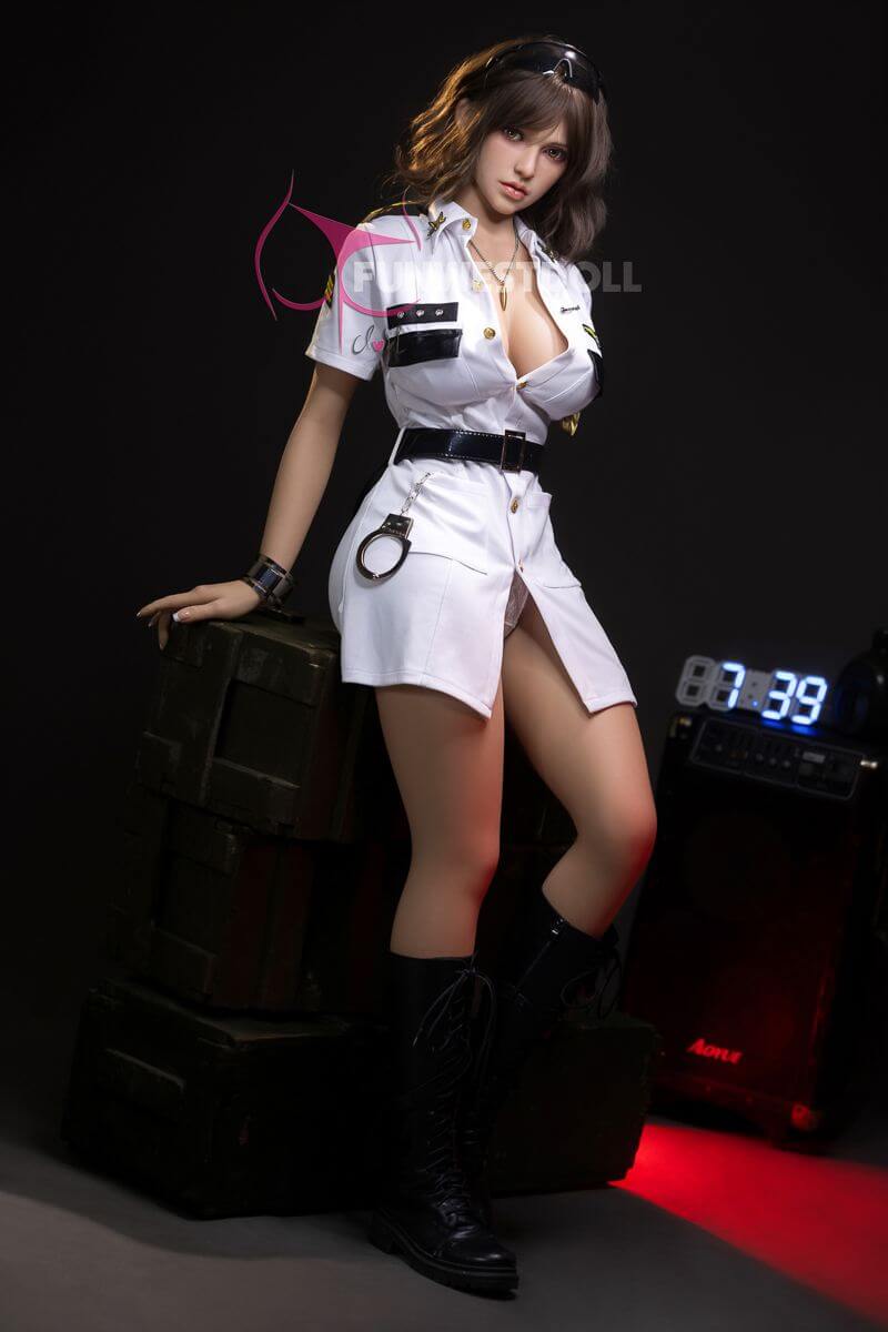 Sexpuppe Bella 3