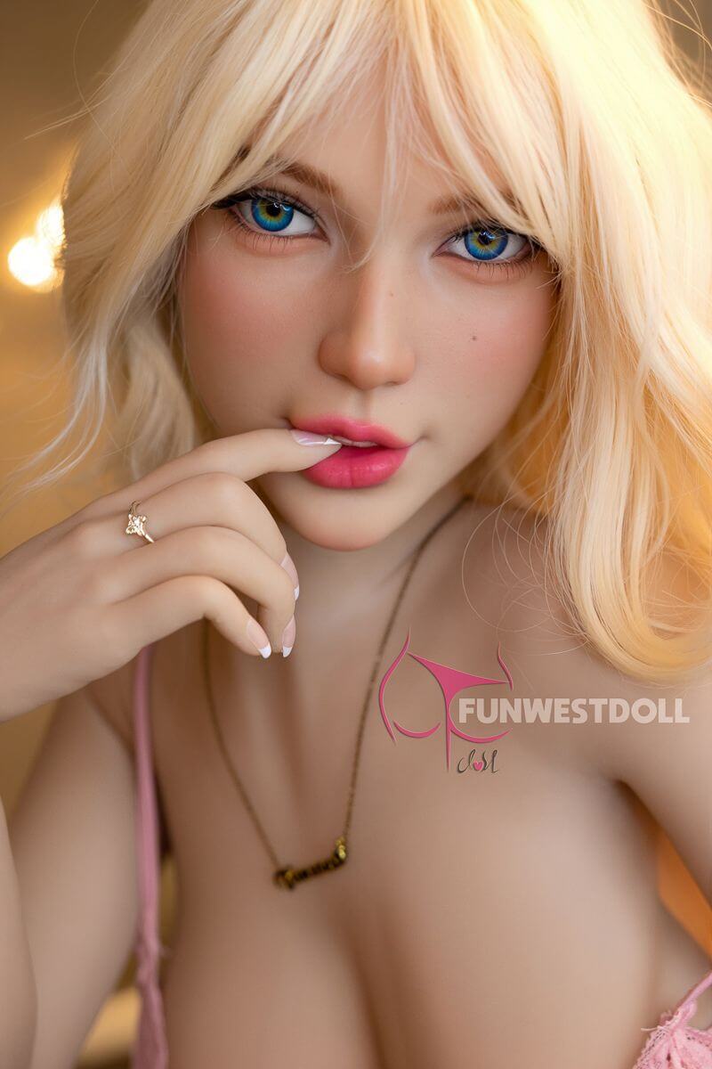 Sexpuppe Luna