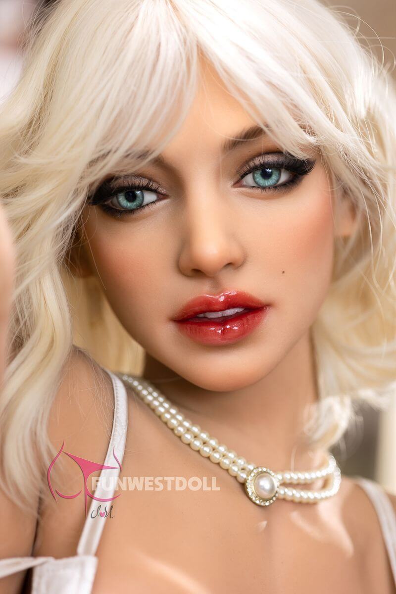 Sexpuppe Stella